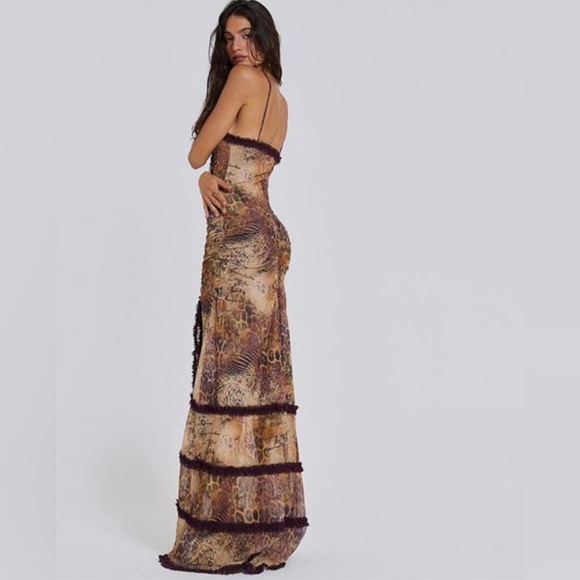 Summer shear dress flower and in full blooms - Picture 9 of 9